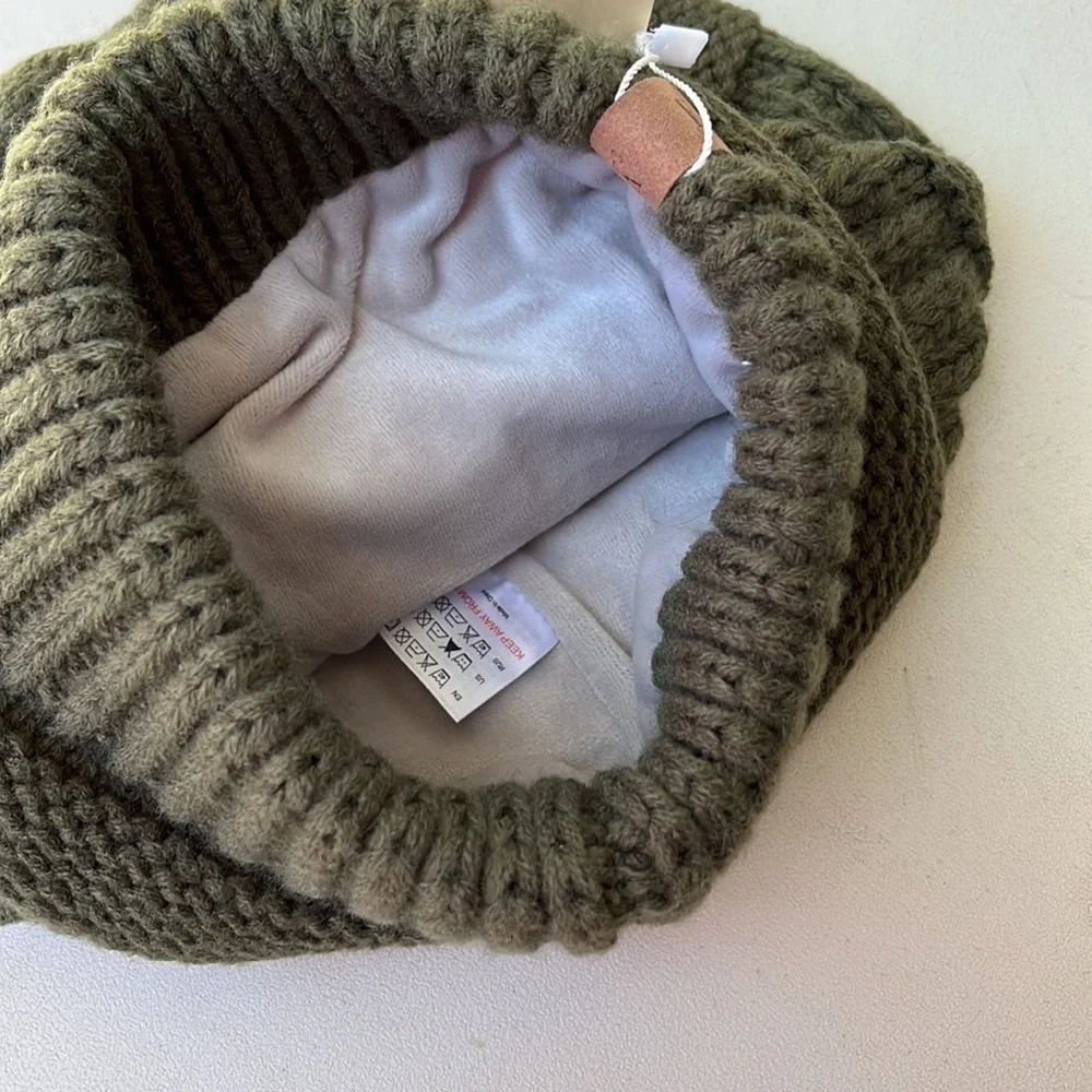 Furtalk Slouch Beanie. - Picture 4 of 4